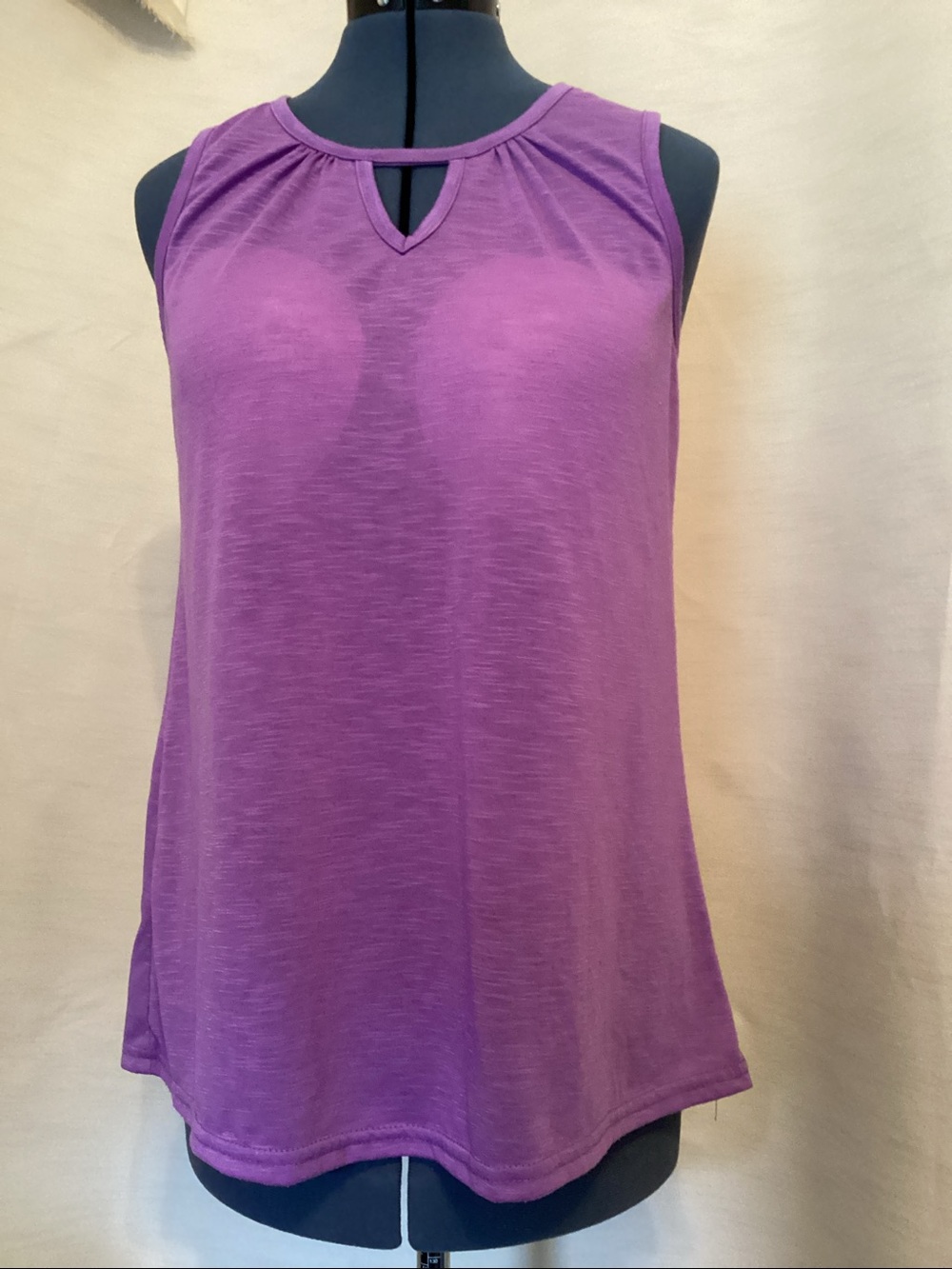 Keyhole Sleeveless Tank Top - Purple